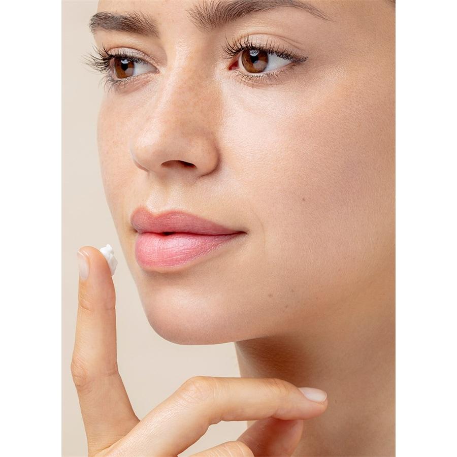 Expert Products Total Lip Treatment von SENSAI Kostenloser Versand international