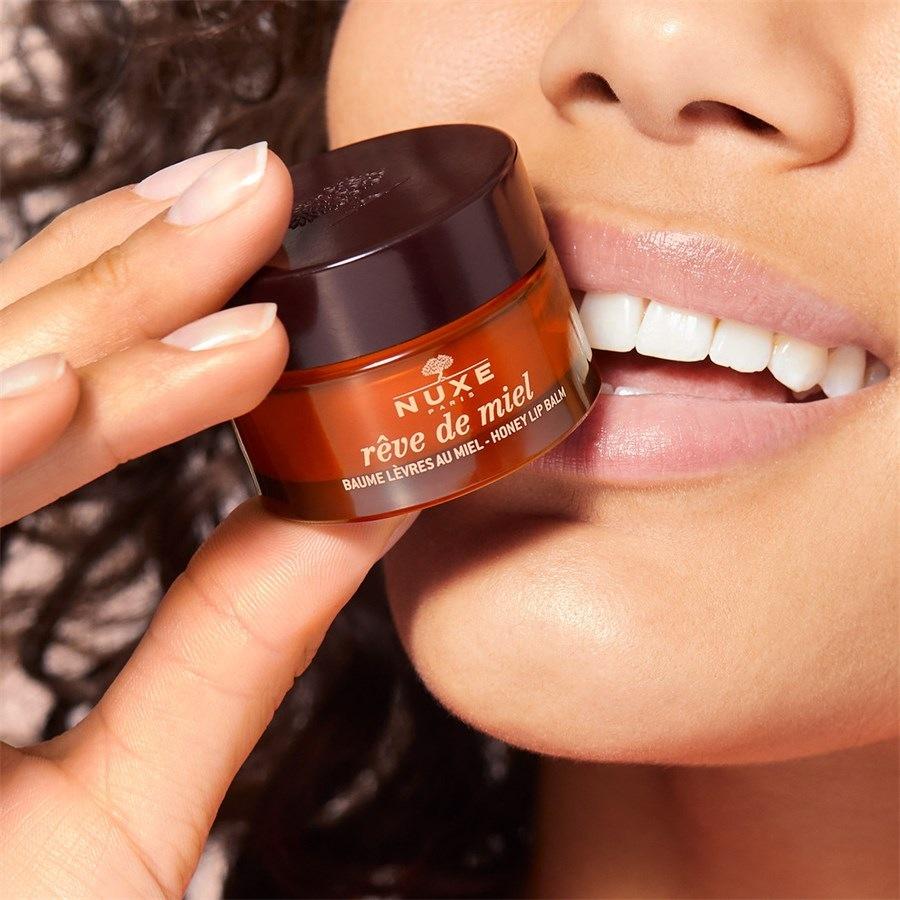 Rêve de Miel Ultra-Nourishing and Repairing Lip Balm von Nuxe Fabrikladen