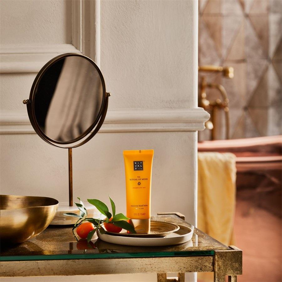 The Ritual Of Mehr Recovery Hand Balm von RITUALS Kauf eins, bekomm eins gratis