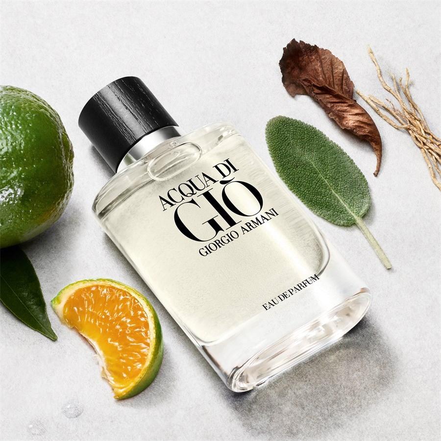 Acqua di Giò Homme Eau de Parfum Spray von Armani Discount Store für neue Produkte