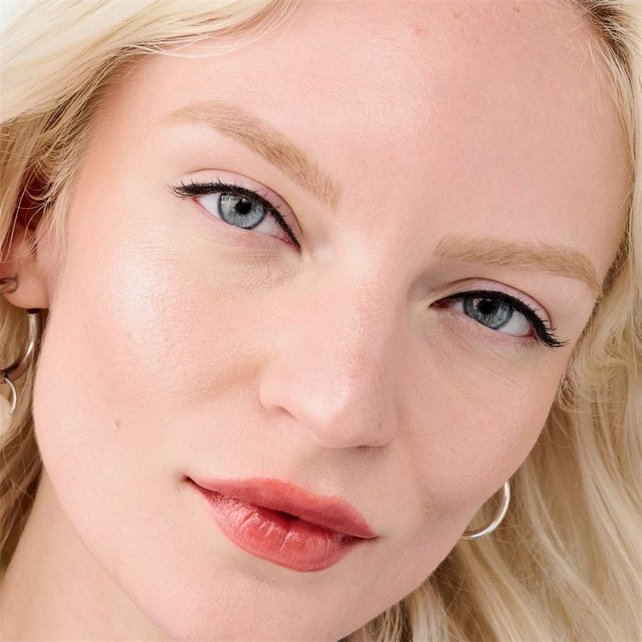 Augenbrauenstifte Mighty Fine Brow Pen - Superfeiner Brauenstift mit Dreifacher Spitze von Benefit Fabrikpreis