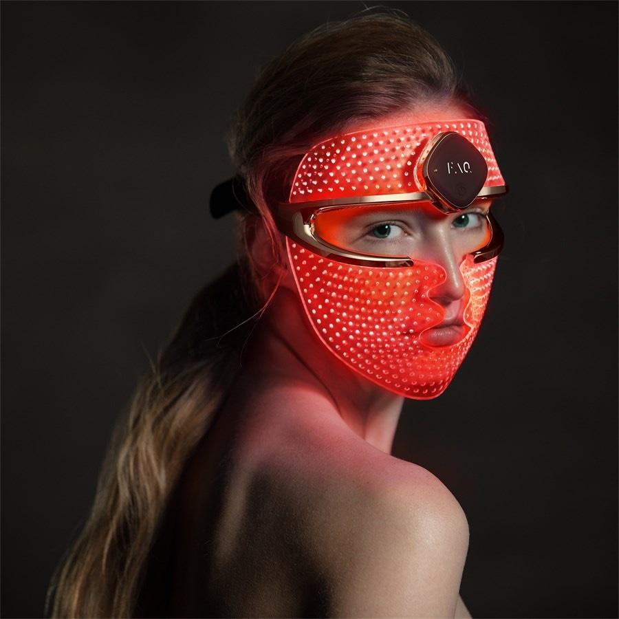 FAQ 202 Smart Silicone LED Face Mask Zur Lichttherapie Aus Silikon von FAQ Swiss Bis zu 65% Rabatt