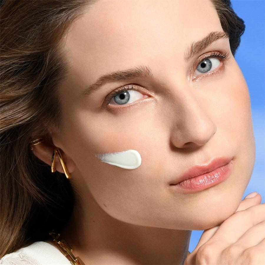 Sonnenschutz Urban UV Defense Hydrating Fluid SPF50+ von Biotherm Vierteljährliche Förderung