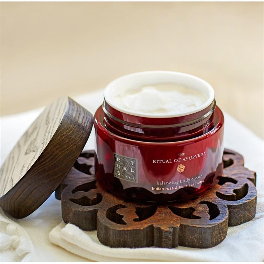 The Ritual Of Ayurveda Balancing Body Cream Indian Rose & Sweet Almond Oil von RITUALS Schlussverkauf