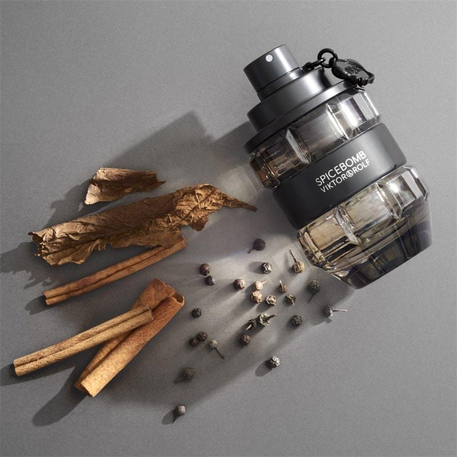 Spicebomb Eau de Toilette Spray von Viktor & Rolf Zeitlich begrenztes Angebot
