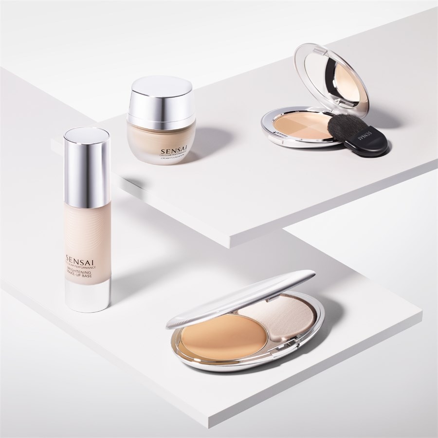 Cellular Performance Foundations Cream Foundation von SENSAI Online Outlet