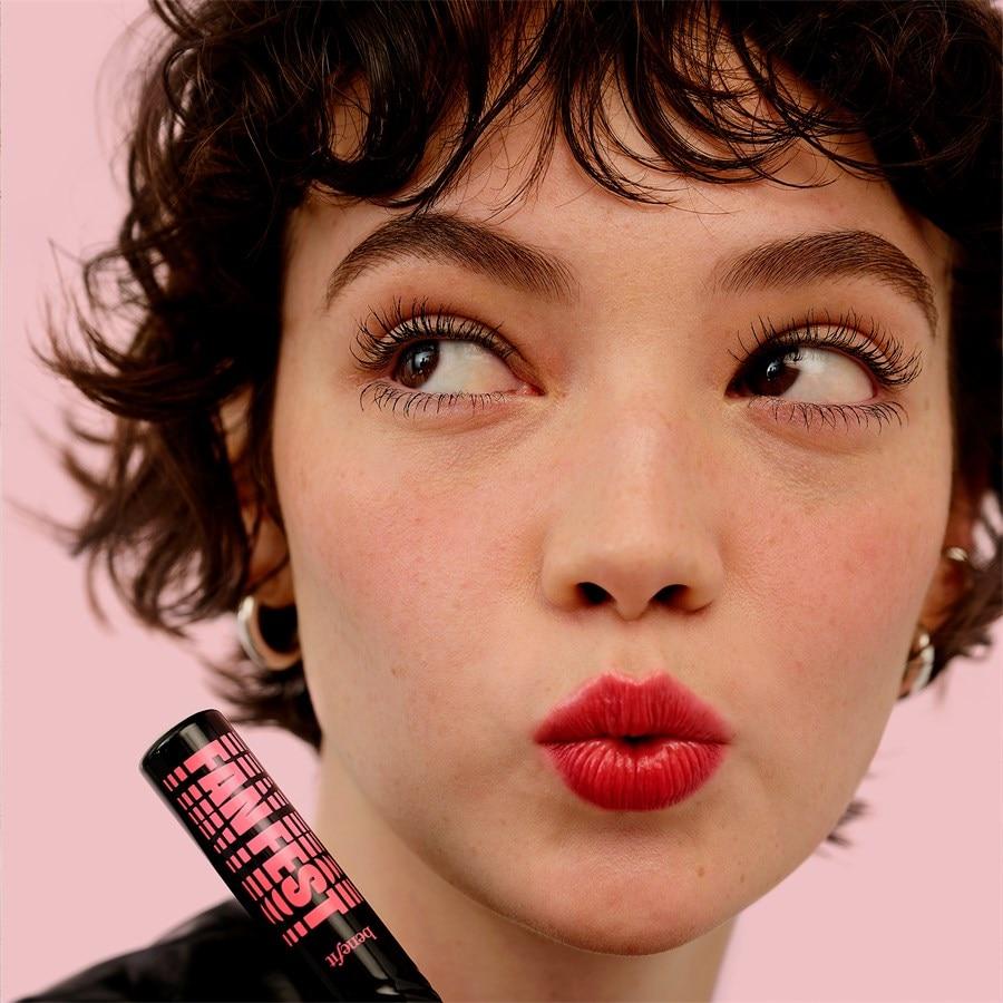 Mascara Big Lil’ Lash Fan - Fan Fest auffächerndes & volumenspendendes Mascara Kit von Benefit Begrenzt auf 3 Tage