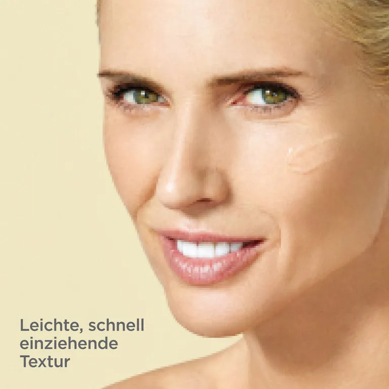 shopapotheke ISDINCEUTICS® Flavo-C Melatonin antioxidatives Serum für den Tag und reparierendes Serum für die Nacht Begrenzt auf 3 Tage